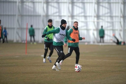 Konyaspor, Beşiktaş ma&ccedil;ının hazırlıklarına başladı
