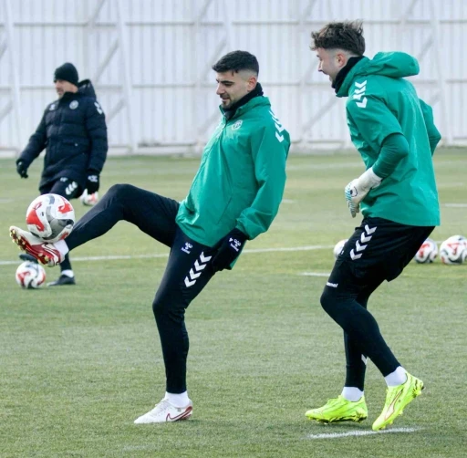 Konyaspor, Rams Başakşehir ma&ccedil;ı hazırlıklarını tamamladı
