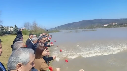 K&ouml;pr&uuml; faciasında hayatını kaybedenler 14. &ouml;l&uuml;m yılında anıldı
