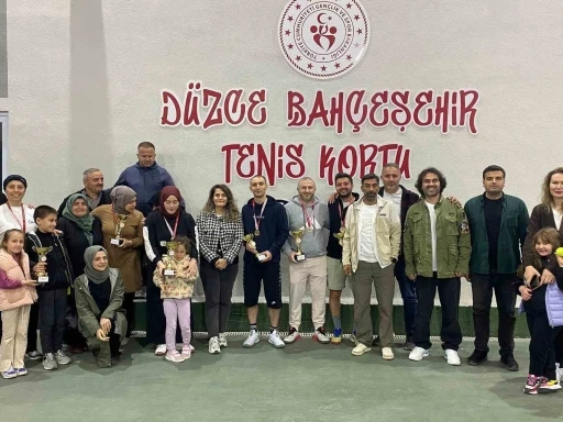 Kortların şampiyonu belli oldu

