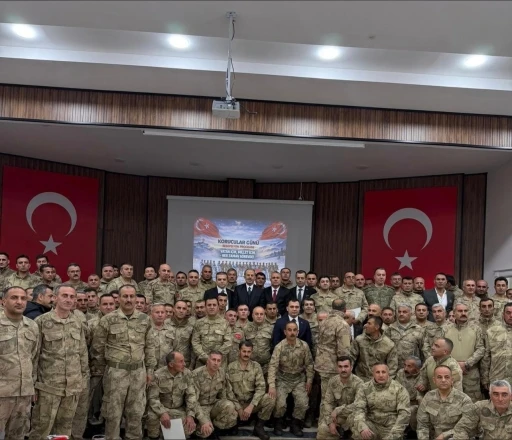 Koruculuk sisteminin 41&rsquo;inci kuruluş yıl d&ouml;n&uuml;m&uuml; Hakkari&rsquo;de kutlandı
