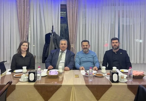Koruma altındaki &ccedil;ocuklarla anlamlı iftar
