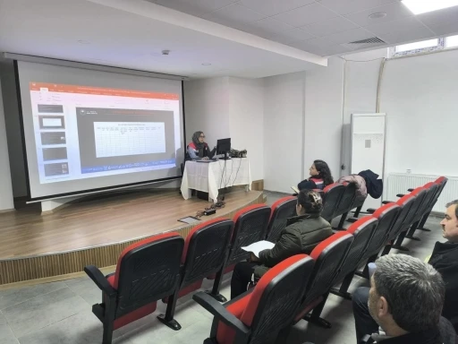 K&ouml;şk&rsquo;te kantin &ccedil;alışanlarına hijyen eğitimi
