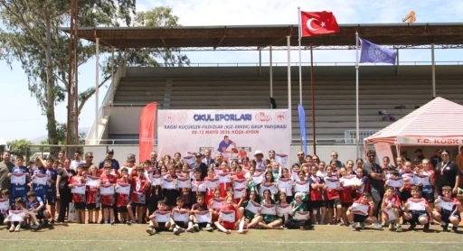 K&ouml;şk&rsquo;te Ragbi K&uuml;&ccedil;&uuml;kler Grup Yarışmalarında takımlar madalyalarına kavuştu
