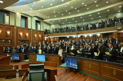 Kosova&rsquo;da yeni h&uuml;k&uuml;mete ilk kez T&uuml;rk  başbakan yardımcısı
