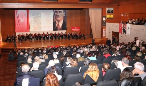K&ouml;y Enstit&uuml;leri&rsquo;nin 86. yılında Aydınlanma Onur &Ouml;d&uuml;l&uuml; sahibini buldu
