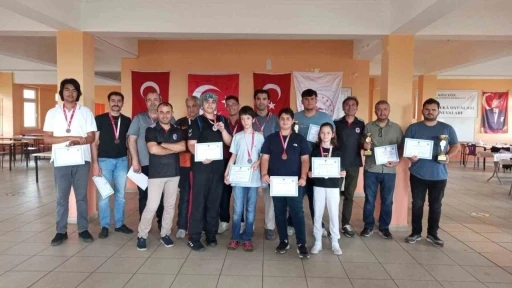 Köyceğiz’de düzenlenen satranç turnuvasına yoğun ilgi
