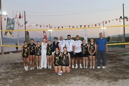 Köyceğiz'de Voleybol Turnuvası Başladı