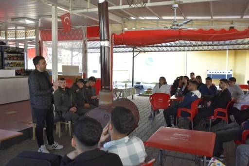 K&ouml;yceğiz&rsquo;de ormancılık b&ouml;l&uuml;m&uuml; &ouml;ğrencilerine seminer d&uuml;zenlendi
