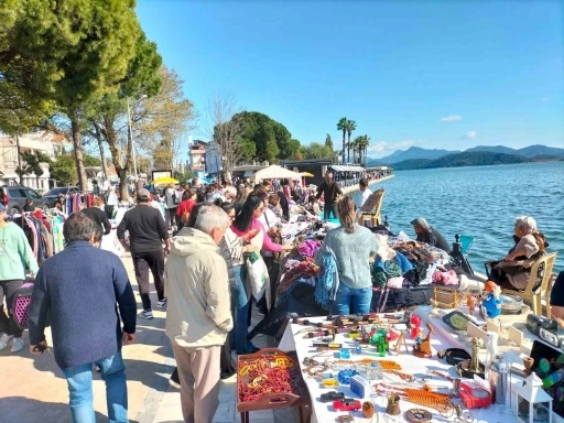K&ouml;yceğiz&rsquo;de yılın ilk ikinci el pazarı kuruldu
