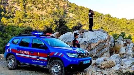 JANDARMA, KÖYCEĞİZ'DE YANGINLARA KARŞI VATANDAŞLARI UYARIYOR