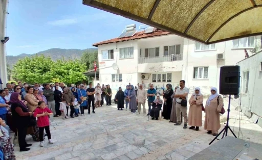 K&ouml;yceğizli hacı adayları dualarla uğurlandı

