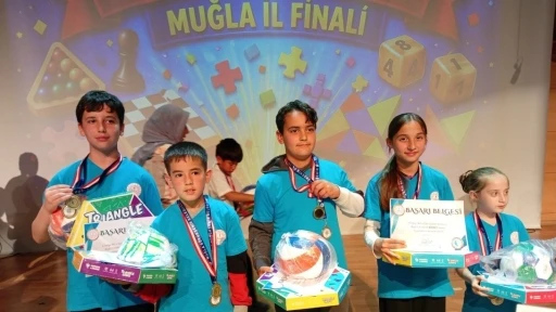K&ouml;yceğizli &ouml;ğrenciler Akıl ve Zeka Oyunları Turnuvası il finaline damga vurdu
