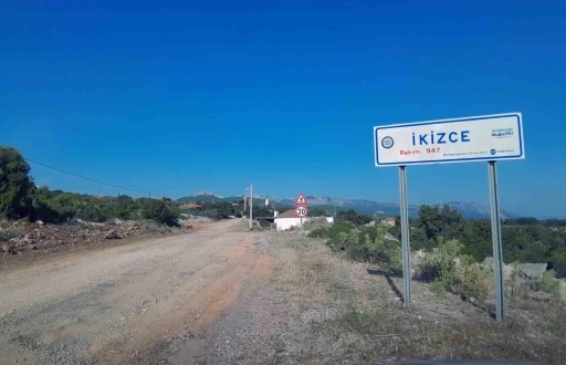 Kozağaç yol ayrımı İkizce arası asfaltı yenileniyor
