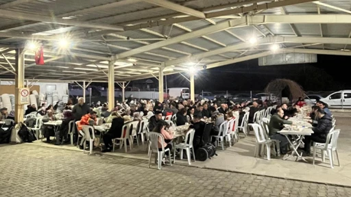 Kozağa&ccedil;lı Gen&ccedil;lerden G&ouml;n&uuml;l Sofrası