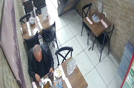 Krizden saatler önce Beyoğlu’ndaydı:  Sırrı Süreyya Önder’in son görüntüleri kamerada
