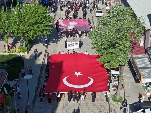 K&uuml;&ccedil;&uuml;k Menderes Havzası Spor Oyunları Kiraz&rsquo;da başladı
