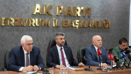 Küçükoğlu; &quot;Hiç kimse şehitlerimizin aziz hatırasına el uzatamaz, onların mirasına leke süremez.
