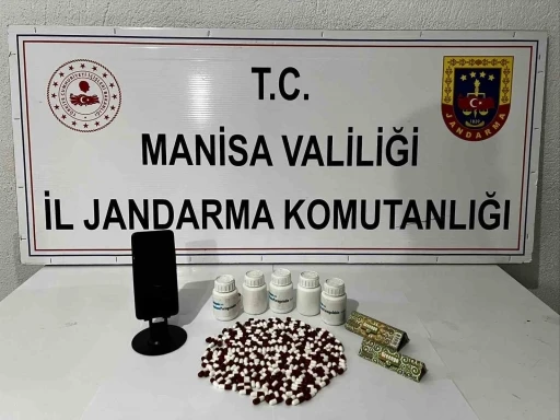 Kula’da durdurulan araçtan sentetik uyuşturucu çıktı
