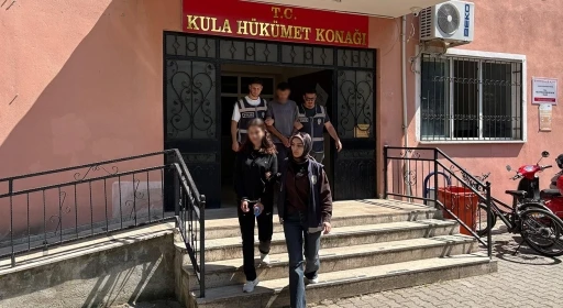 Kula&rsquo;da uyuşturucu operasyonu: Kağıda uyuşturucu madde emdirilmiş
