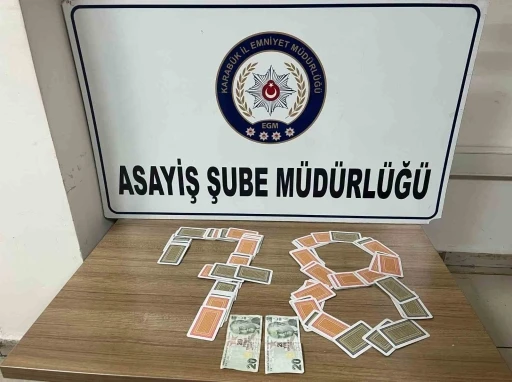 Kumar baskınlarında yakalanan 15 kişiye 138 bin 705 TL para cezası
