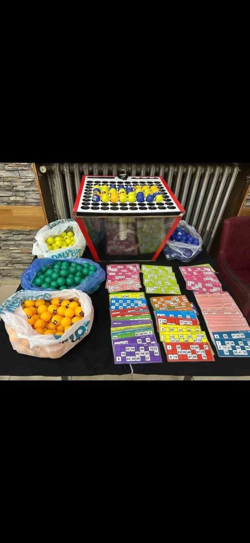 Kumar oynayan 40 kişiye toplam 369 bin TL para cezası kesildi
