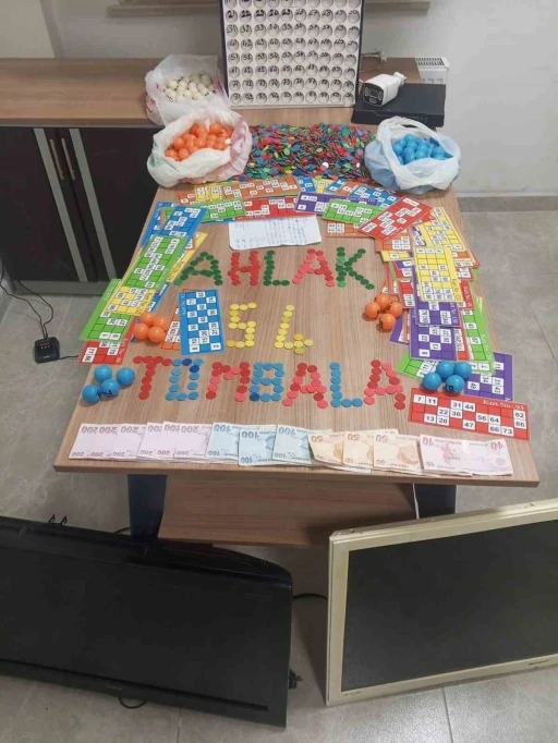 Kumarhaneye &ccedil;evrilen iş yerine su&ccedil;&uuml;st&uuml; operasyon
