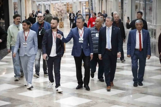 KUMSMALL&rsquo;da uluslararası ticaret r&uuml;zgarı
