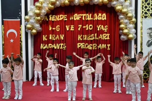 Kur’an kurslarının yıl sonu kapanış programı yoğun ilgi gördü
