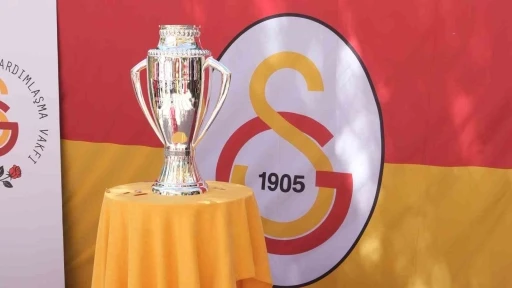 Kurban Bayramı sevinci şampiyonluk kupasıyla Galatasaraylılar Yurdu&rsquo;nda yaşandı
