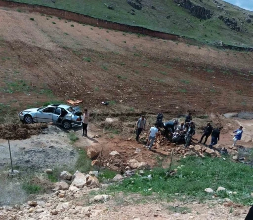 Kurtalan’da trafik kazası: 1’i ağır 3 yaralı
