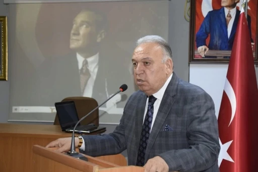 Kuruyan Marmara Gölü 3 ilçenin çiftçisini endişelendiriyor
