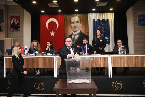 Kuşadası Belediye Başkanı G&uuml;nel&rsquo;in yerine Demirtaş getirildi
