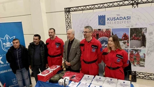 Kuşadası Belediyesi depreme karşı aldığı &ouml;nlemleri İzmir&rsquo;de anlattı