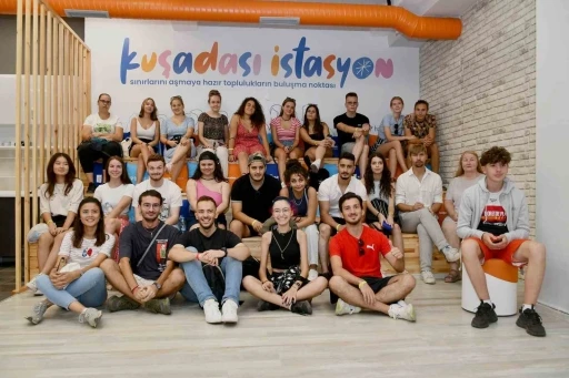 Kuşadası Belediyesi&rsquo;nden gen&ccedil;lere yaz desteği
