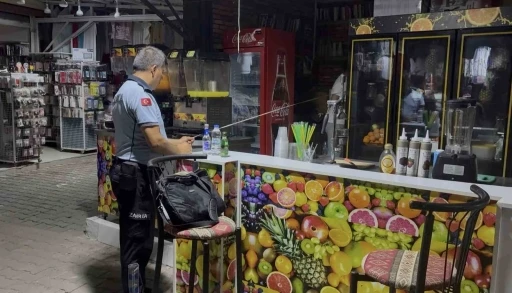 Kuşadası Belediyesi&rsquo;nden G&uuml;zel&ccedil;amlı Sahil Pazarı&rsquo;nda denetim ve yer tahsis &ccedil;alışması

