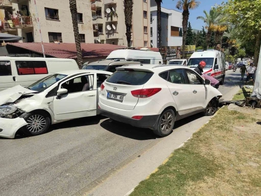 Kuşadası’nda freni tutmayan araç kazaya neden oldu: 5 yaralı
