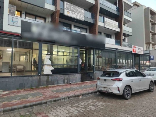 Kuşadası&rsquo;nda &rsquo;g&uuml;zellik merkezi&rsquo; operasyonu

