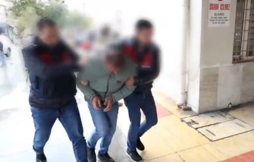 Kuşadası&rsquo;nda uyuşturucu operasyonu: 25 g&ouml;zaltı
