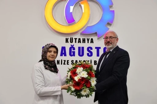 Kütahya 30 Ağustos OSB Müdürü Murat Demir’den Anneler Günü mesajı ve anlamlı jest
