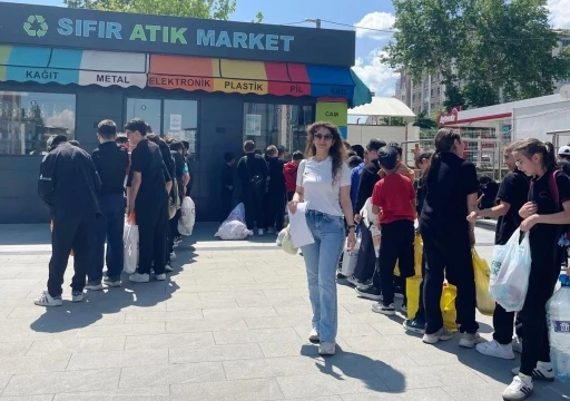 K&uuml;tahya Ahteri İmam Hatip Ortaokulu&rsquo;ndan Sıfır Atık projesine anlamlı destek
