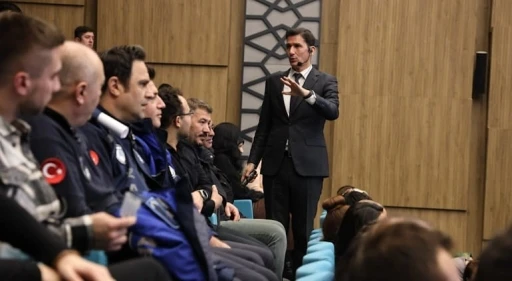 Kütahya Belediyesi’nden personeline &quot;Etkili İletişim Davranış Biçimleri&quot; eğitimi
