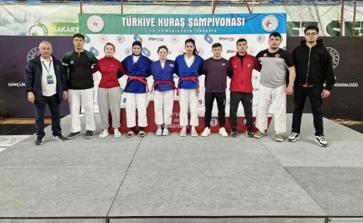 K&uuml;tahya Belediyespor&rsquo;dan T&uuml;rkiye Kuraş Şampiyonası&rsquo;nda &ccedil;ifte başarı
