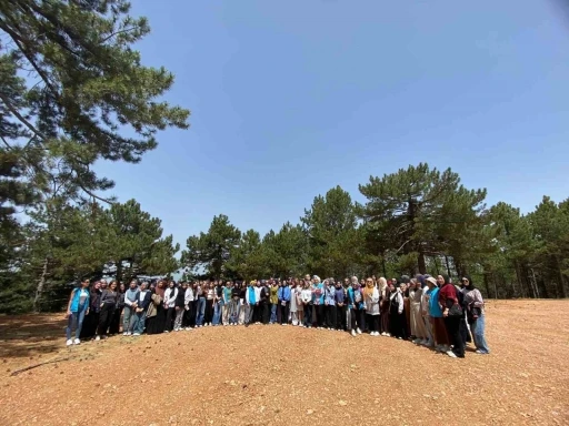 Kütahya’da 130 kız öğrenciye Murat Dağı kampı
