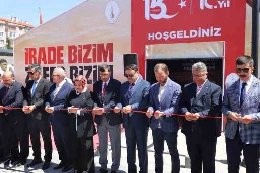 K&uuml;tahya&rsquo;da &rsquo;15 Temmuz Anma ve Deneyimleme &Ccedil;adırı&rsquo; Zafer Meydanı&rsquo;nda a&ccedil;ıldı
