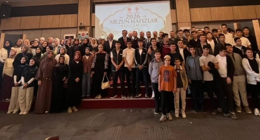 K&uuml;tahya&rsquo;da &rsquo;2026 Mezun Hafızlar Buluşması&rsquo; etkinliği d&uuml;zenlendi
