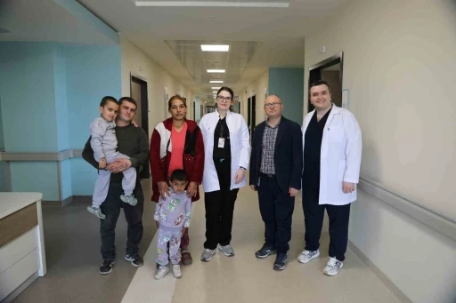K&uuml;tahya&rsquo;da 4 yaşındaki hastaya umut olan başarılı beyin ameliyatı
