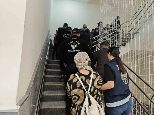 Kütahya’da fuhuş operasyonu: 6 şüpheli tutuklandı
