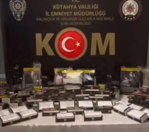 K&uuml;tahya&rsquo;da ka&ccedil;ak&ccedil;ılığa darbe, 3 ş&uuml;pheli g&ouml;zaltına alındı
