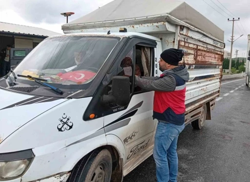 K&uuml;tahya&rsquo;da Kurban Bayramı &ouml;ncesi yol kontrolleri ve sevk denetimleri s&uuml;r&uuml;yor
